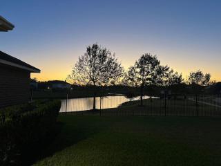 Taste of Texas Luxury Lakeside Beauty - - 5