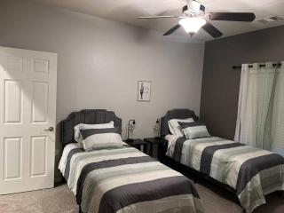 Taste of Texas Luxury Lakeside Beauty -  - 3