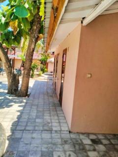 Jati Village, Party Hostel and Bungalows - Gili Trawangan - 2