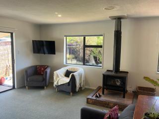 The Iron Gate Family Hideaway - Pet Friendly - Cromwell - 4
