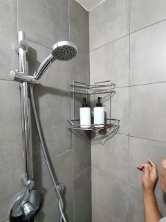 K Avenue Condo by Bayu Homestay - Donggongon - 5