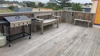 Foxton Beach Bach 5 Star Location 2 Min Walk To Beach New Furnishings BBQ - 2