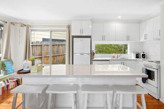 2 Russell - Anglesea - 5