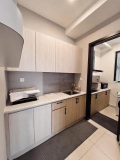 K-Avenue by FFix-Stay - Donggongon - 4
