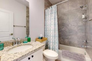 King Bed with Pool Access and Dog Friendly - 3