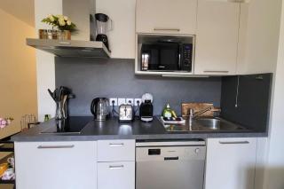 Flamingo Studio 2pax-WIFI-Nice Port - 1