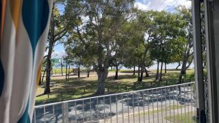 First floor unit close to shops, park and waterfront! - Bongaree - 1