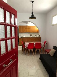 Cozy and peaceful apartment in the center of Naxos - 2