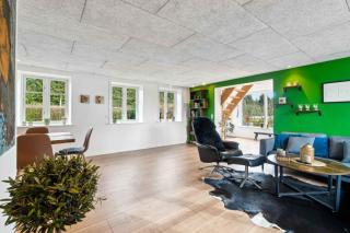 Modern House With Space For Relaxation - 3