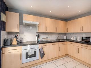 Cosy Home w Stylish Interior - PassTheKeys - Watford - 6