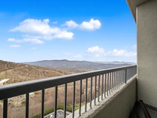 Uhost AI - 2B Mountain Condo w Scenic Views - 8