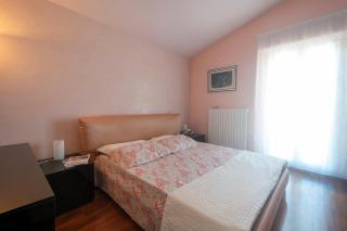 633 - Casa indipendente nel centro storico di Numana, con terrazzo, due bagni e aria condizionata - SPIAGGIA WHITE BEACH CLUB OMAGGIO dal lun al ven FINO AL 02-08 - 3