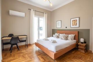 Acropolis View Rooftop Garden & Jacuzzi - 6