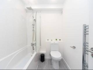 St John's Hill Duplex - London - 1
