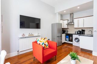 Refurbished StJohns Hill Apartment - Londra - 4