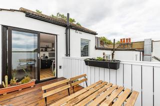 Stylish Chiswick Apartment with a Private Terrace - London - 6