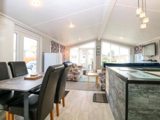 3 Bure Close - Great Yarmouth - 1