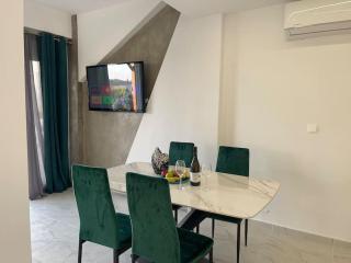 Luxury Vintage Suite - Paphos - 0