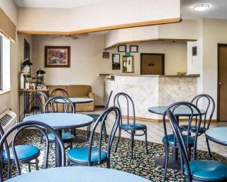 GrandStay Hotel & Suites Minocqua - Minocqua - 9