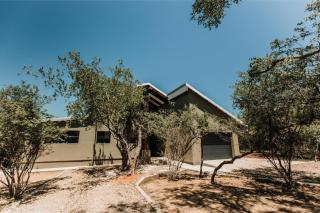 Idyllic Kruger Breeze Marloth Park - 4 Bedroom - 3