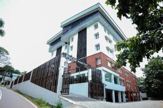 Focuz Habitat Hotel And Ayurveda - Malappuram - 2