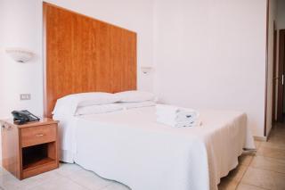 Magnolia Hotel Vieste - 1