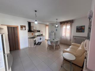 Good House- Ampio appartamento vicino al mare - Rimini - 0