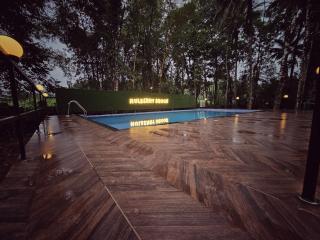 Mulberry brook - - 0