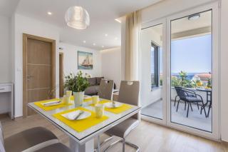 Apartment in Podstrana-Sv Martin with sea view, balcony, air conditioning, WiFi 4777-3 - 4