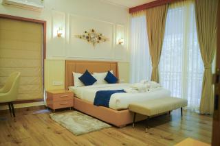 Hunters Hideout Resort - 9