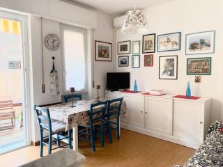 Paola Cosy Apartment with AC near best beaches - Monterosso al Mare - 0