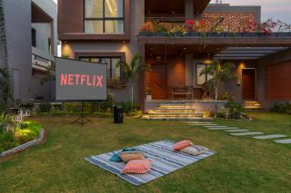 SaffronStays Aruvilla - 3 bedroom pool villa with games room and lawns - Jairāmpura - 4