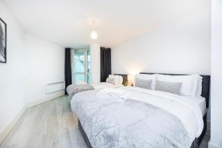 WelcomeStay St Georges Wharf - Londra - 6