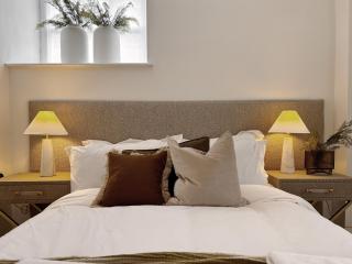 Central Todmorden 2 Bedroom Apartment - Todmorden - 2