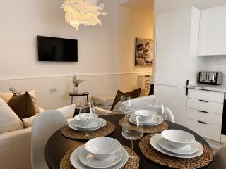 Central Todmorden 2 Bedroom Apartment - Todmorden - 6