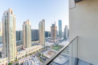 Elegant 2BR in Burj Royale - Dubai - 1