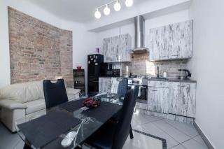 Riga Cozy Family Space - 9