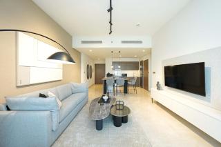 Stylish Downtown Stay, Prime Location Near Burj Khalifa - Dubai - 8