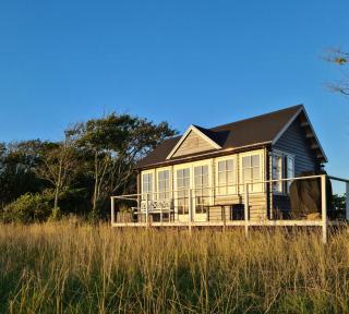 Idyllic Alpaca Cabin Overlooking The Alpaca Fold - 8