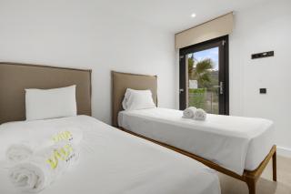 ViVi Homes -Villa Kolibri Pool, Terrace & Golf - La Cala de Mijas - 5