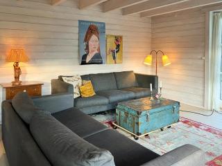 Nature-Rich Summer House With Wild Garden - Mern - 7
