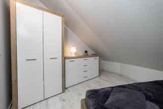 Chic & Central in Avoti District - 3