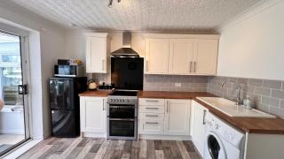 'Blue Sky' 2 Bedroom Enclosed Garden Parking WiFi - Pentraeth - 2