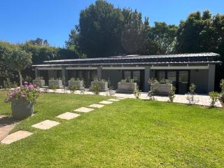 Constantia Winelands Lodge - Constantia - 8