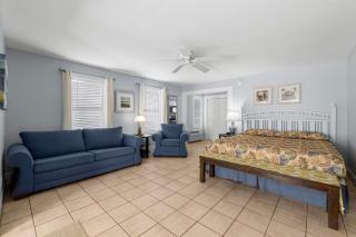 Salt Life Bungalow - Panama City Beach - 0