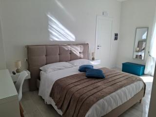 Mariam Royal Apartment & Rooms - Reggio di Calabria - 1