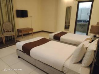 Panoramic Hotel Lahore - Lahore - 7
