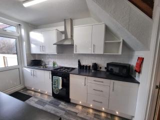 Cadogan House by Cliftonvalley Apartments - Bristol - 3