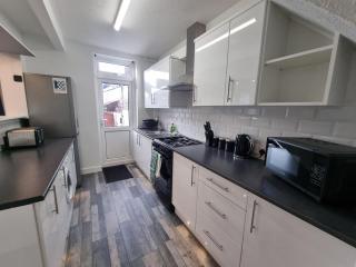 Cadogan House by Cliftonvalley Apartments - Bristol - 1