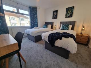 Cadogan House by Cliftonvalley Apartments - Bristol - 8